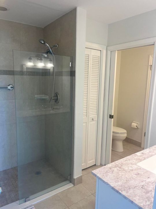 En Venta: $725,000 (3 camas, 2 baños, 2095 Pies cuadrados)