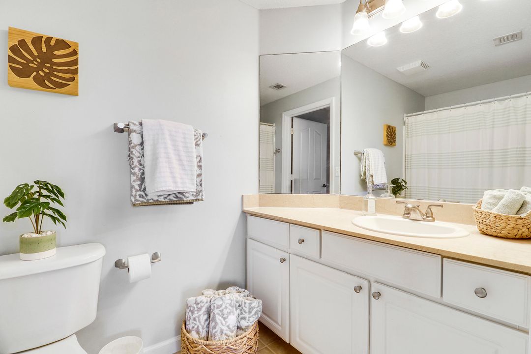 待售: $399,000 (2 贝兹, 2 浴室, 1281 平方英尺)