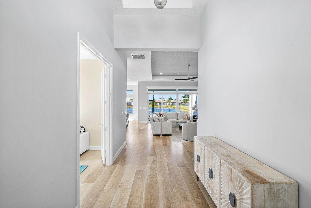 En Venta: $1,650,000 (3 camas, 3 baños, 2964 Pies cuadrados)