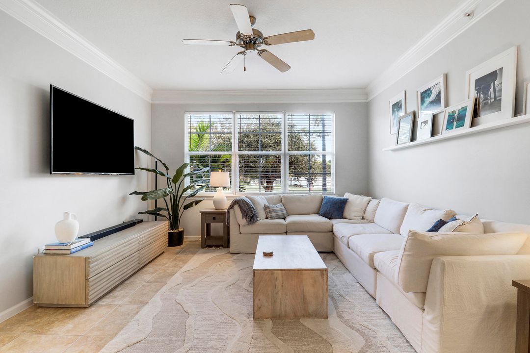 待售: $399,000 (2 贝兹, 2 浴室, 1281 平方英尺)