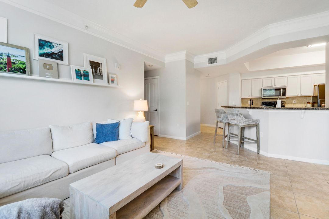 待售: $399,000 (2 贝兹, 2 浴室, 1281 平方英尺)