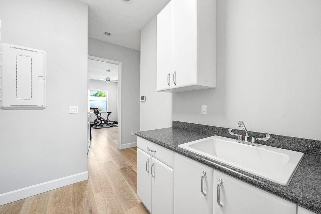 En Venta: $1,650,000 (3 camas, 3 baños, 2964 Pies cuadrados)