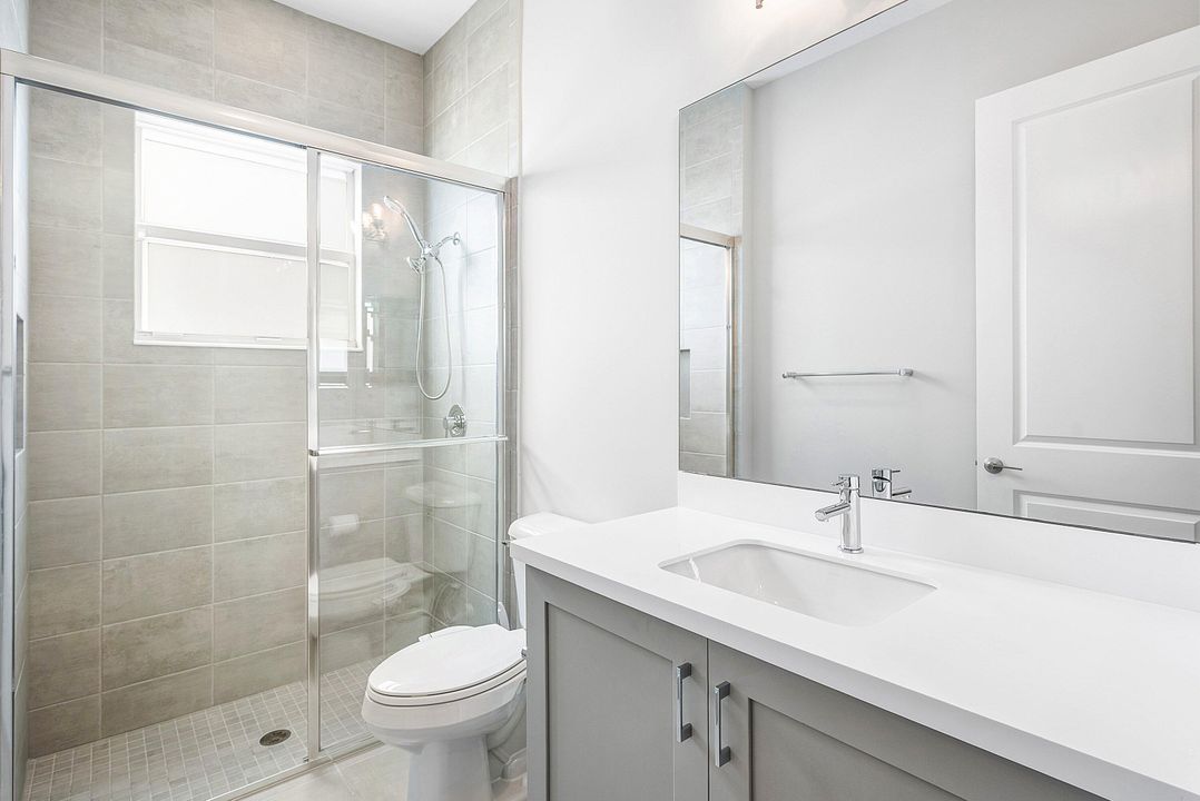 En Venta: $1,650,000 (3 camas, 3 baños, 2964 Pies cuadrados)