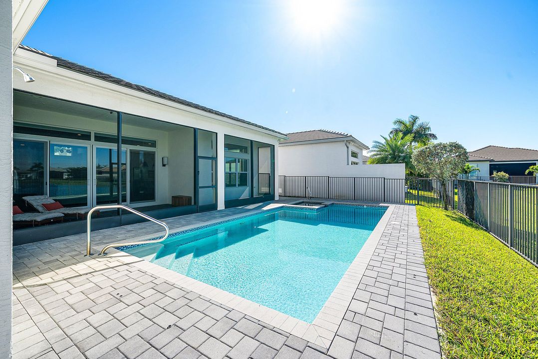 En Venta: $1,650,000 (3 camas, 3 baños, 2964 Pies cuadrados)