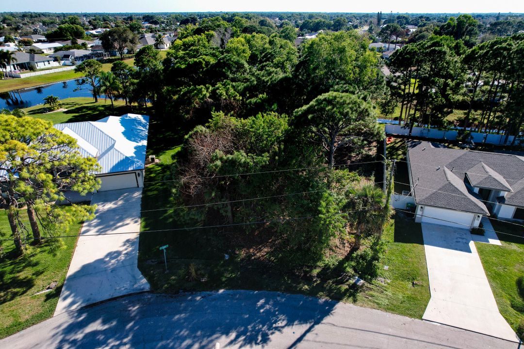 Под контрактом: $160,000 (0 спален, 0 ванн, 0 Квадратных фут)