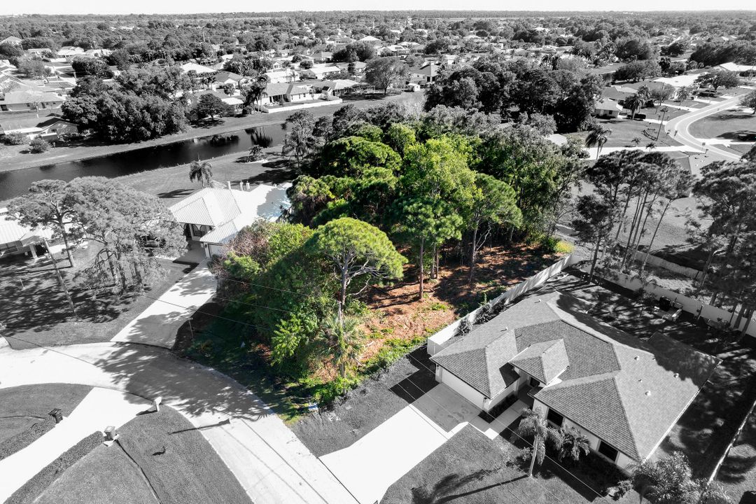 Под контрактом: $160,000 (0 спален, 0 ванн, 0 Квадратных фут)