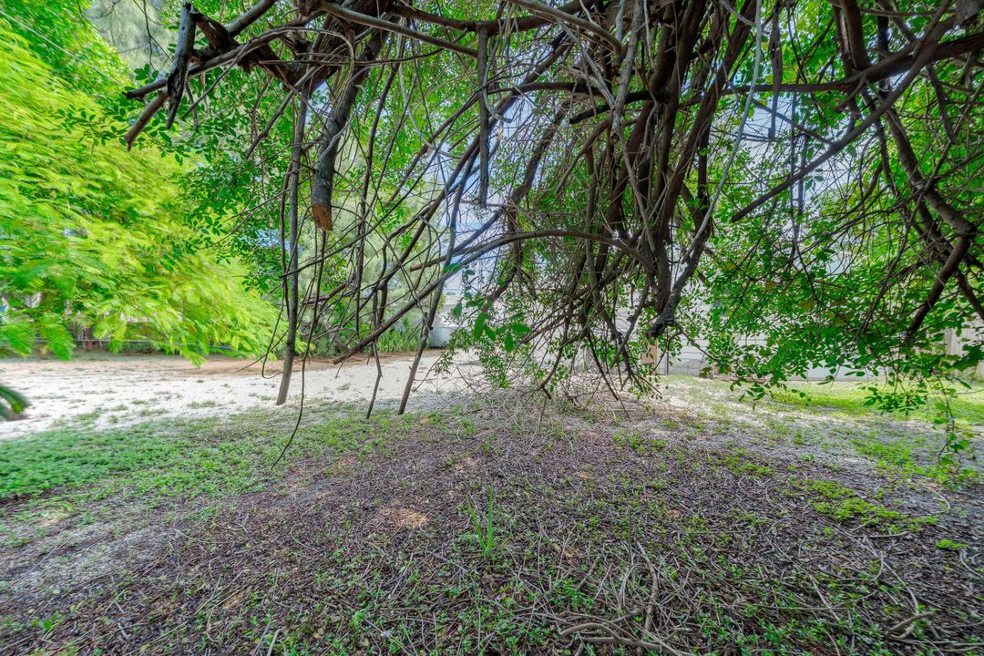 For Sale: $750,000 (0 beds, 0 baths, 1953 Square Feet)