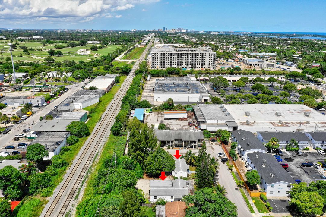 For Sale: $750,000 (0 beds, 0 baths, 1953 Square Feet)