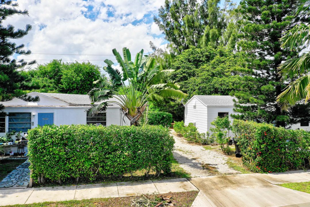 For Sale: $750,000 (0 beds, 0 baths, 1953 Square Feet)