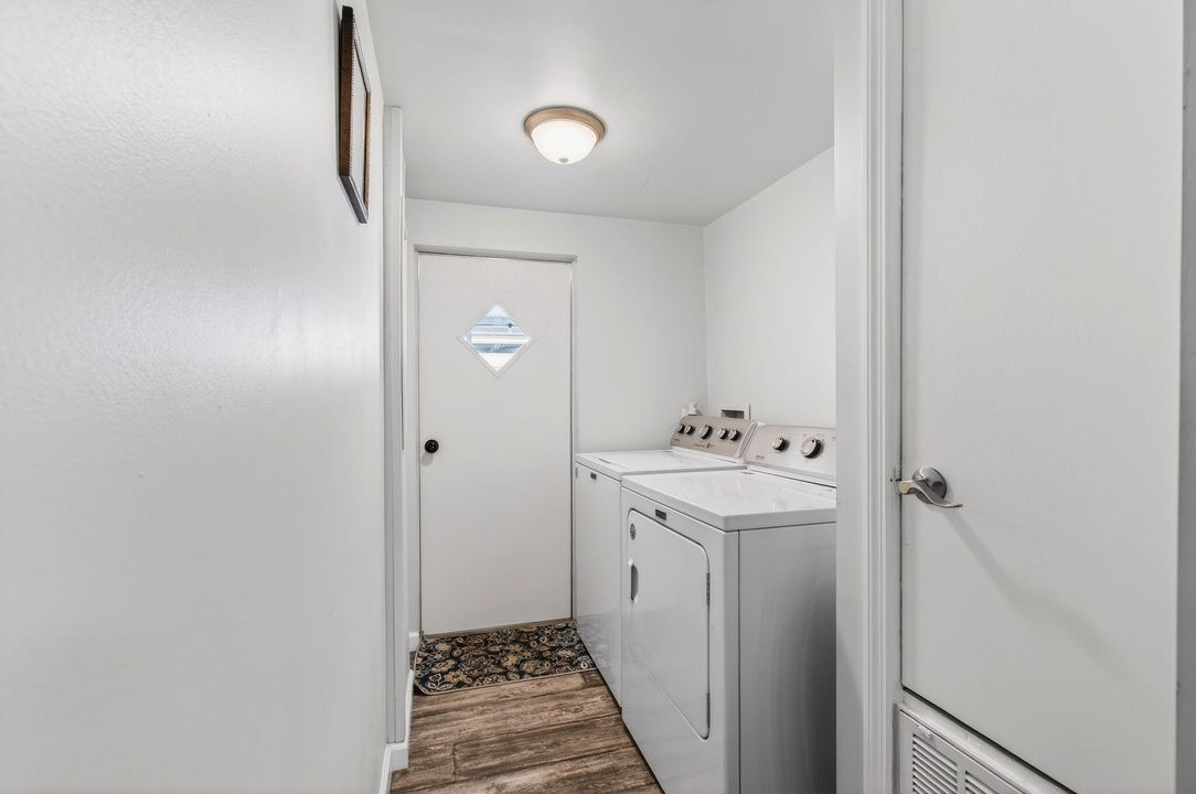 En Venta: $299,999 (3 camas, 2 baños, 1152 Pies cuadrados)