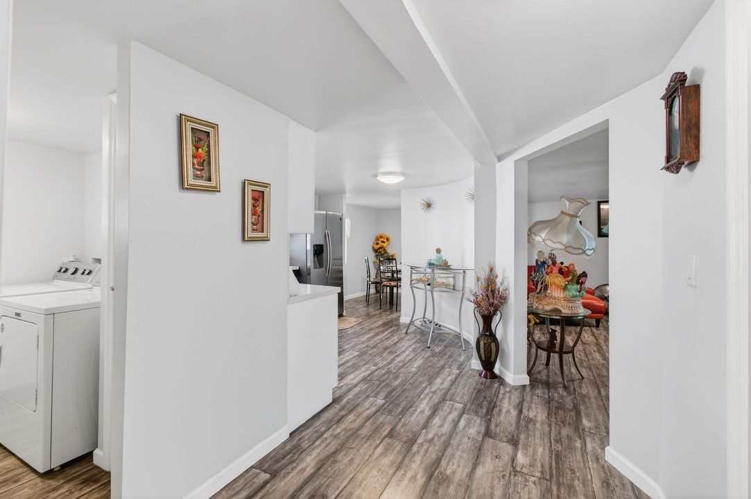 En Venta: $299,999 (3 camas, 2 baños, 1152 Pies cuadrados)