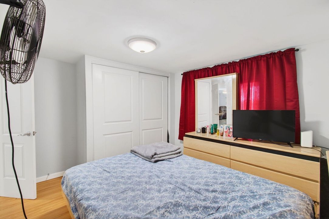 En Venta: $299,999 (3 camas, 2 baños, 1152 Pies cuadrados)