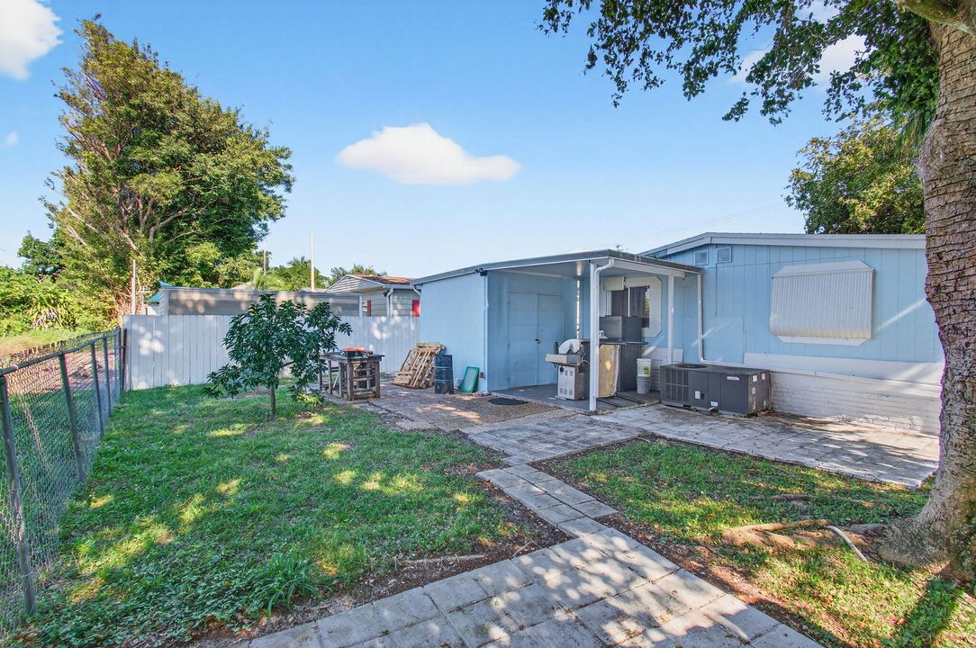 En Venta: $299,999 (3 camas, 2 baños, 1152 Pies cuadrados)