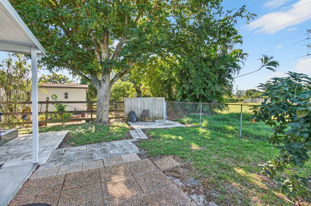 En Venta: $299,999 (3 camas, 2 baños, 1152 Pies cuadrados)