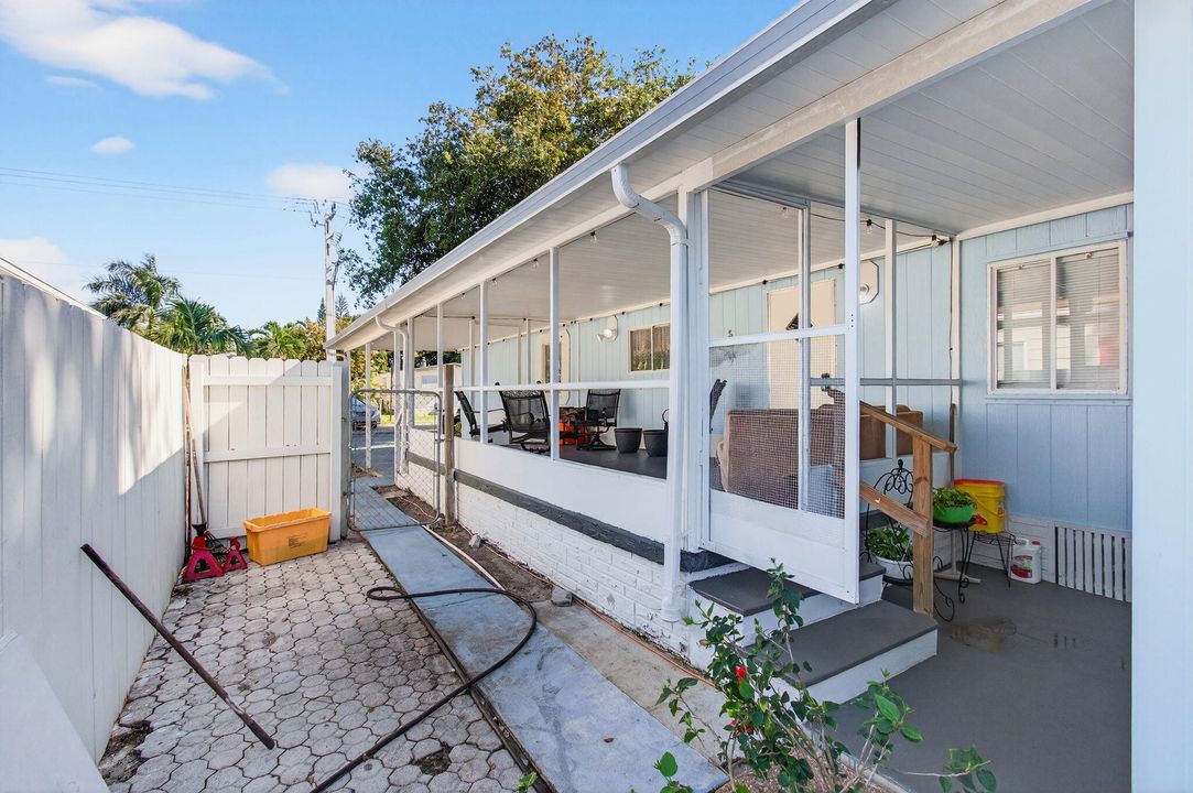 En Venta: $299,999 (3 camas, 2 baños, 1152 Pies cuadrados)