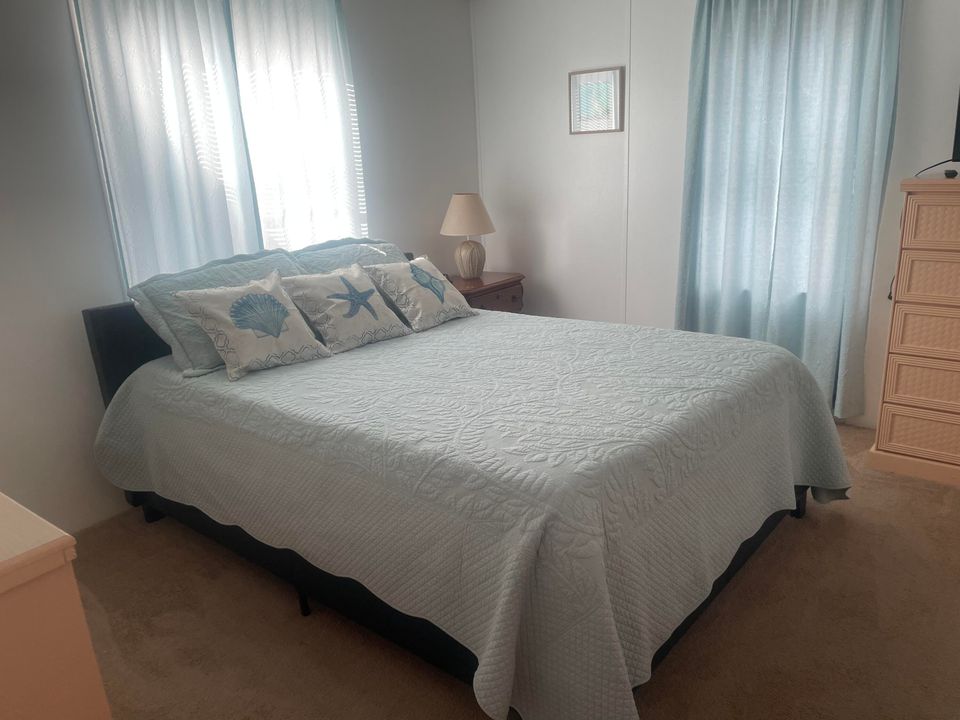 出租: $2,000 (3 贝兹, 2 浴室, 1616 平方英尺)