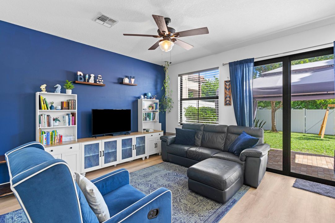 For Sale: $469,000 (3 beds, 2 baths, 1635 Square Feet)