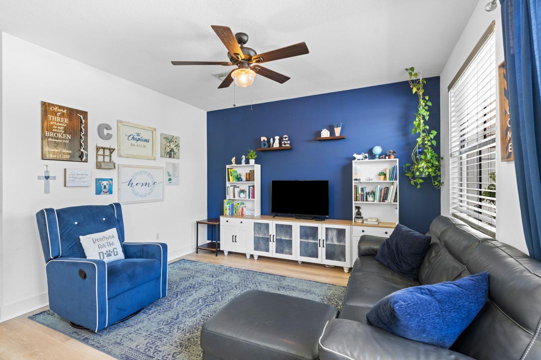 For Sale: $469,000 (3 beds, 2 baths, 1635 Square Feet)