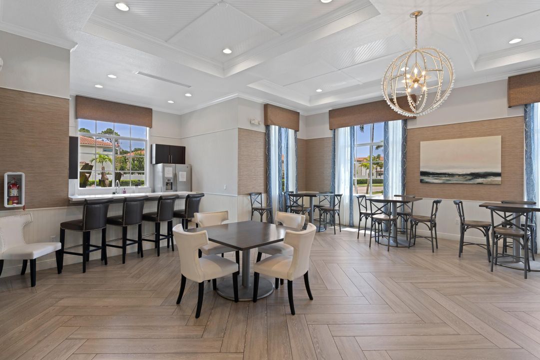 For Sale: $469,000 (3 beds, 2 baths, 1635 Square Feet)