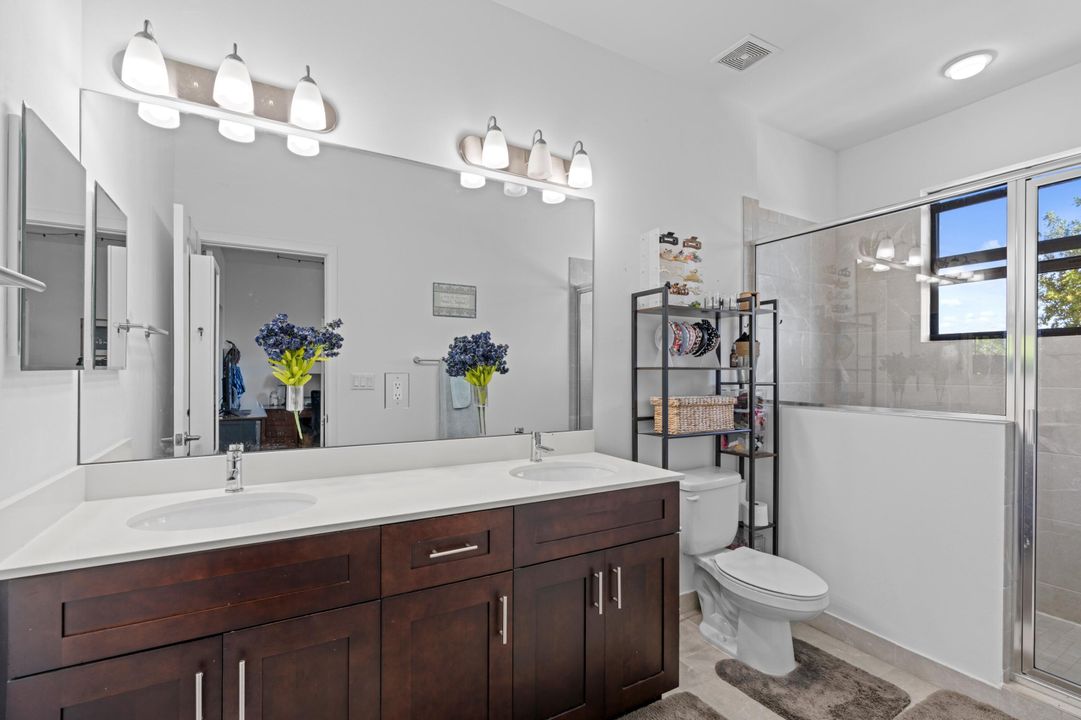 For Sale: $469,000 (3 beds, 2 baths, 1635 Square Feet)