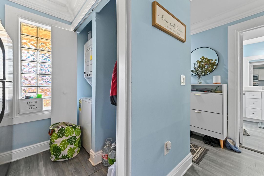 En Venta: $270,000 (2 camas, 2 baños, 888 Pies cuadrados)