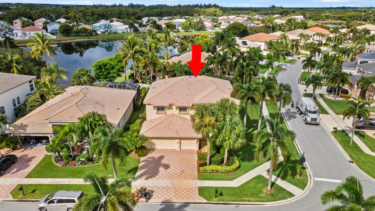 En Venta: $865,000 (4 camas, 3 baños, 3303 Pies cuadrados)