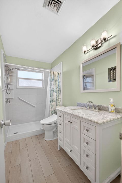 For Sale: $845,000 (2 beds, 2 baths, 1774 Square Feet)