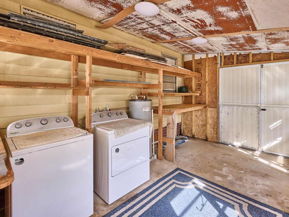 На продажу: $212,000 (2 спален, 2 ванн, 960 Квадратных фут)