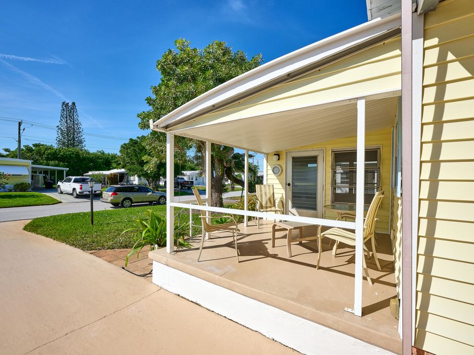 На продажу: $212,000 (2 спален, 2 ванн, 960 Квадратных фут)