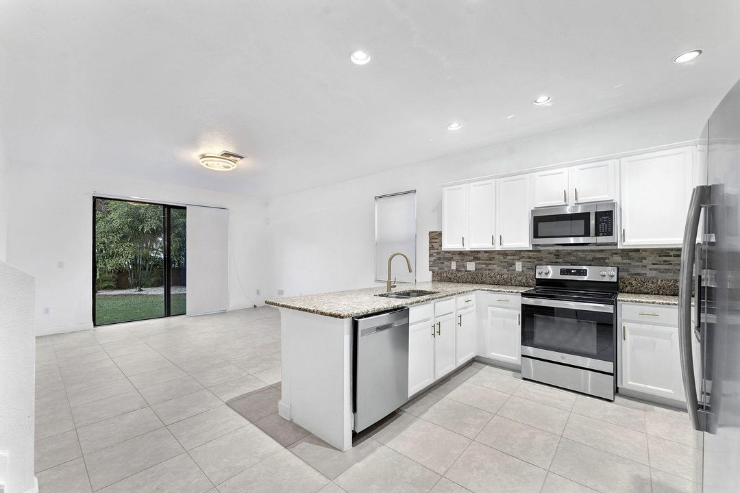 For Rent: $4,000 (4 beds, 2 baths, 2359 Square Feet)