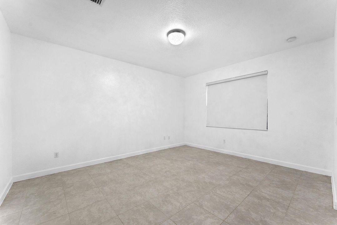 For Rent: $4,000 (4 beds, 2 baths, 2359 Square Feet)