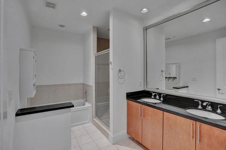 В аренду: $3,750 (3 спален, 3 ванн, 1628 Квадратных фут)