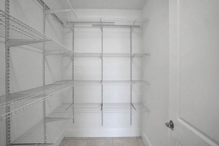 В аренду: $3,750 (3 спален, 3 ванн, 1628 Квадратных фут)