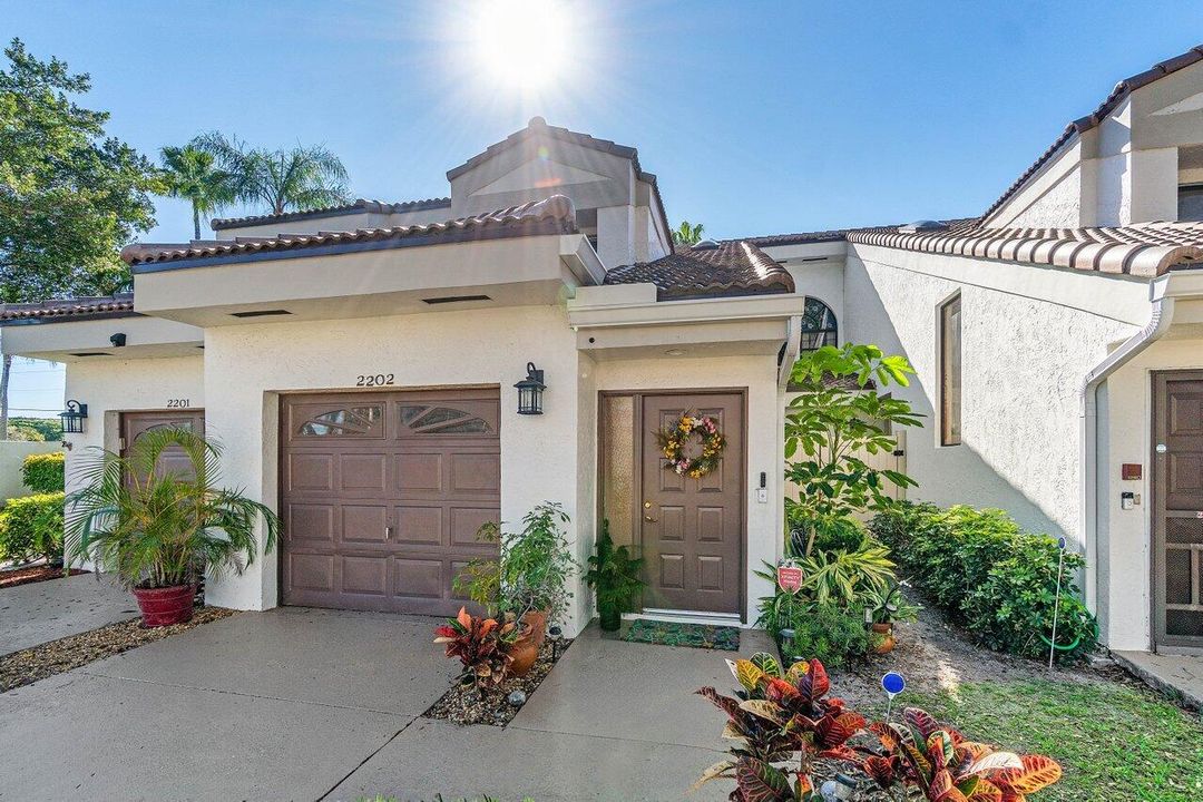 For Sale: $419,900 (3 beds, 2 baths, 1550 Square Feet)