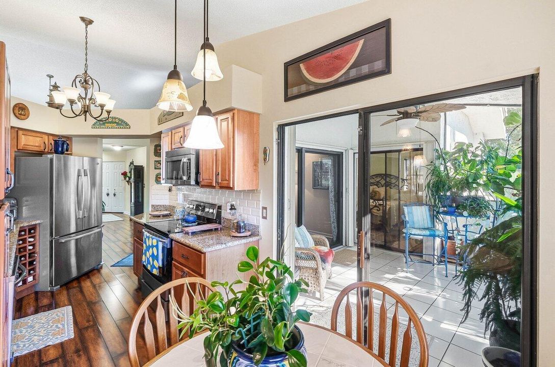 For Sale: $419,900 (3 beds, 2 baths, 1550 Square Feet)