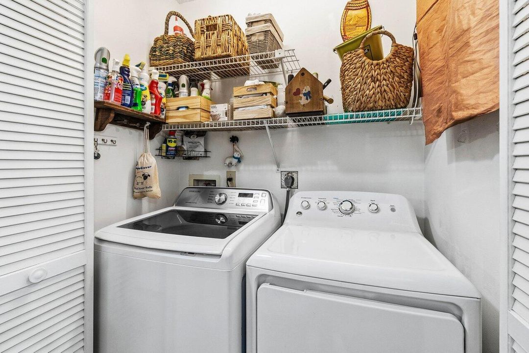 For Sale: $419,900 (3 beds, 2 baths, 1550 Square Feet)