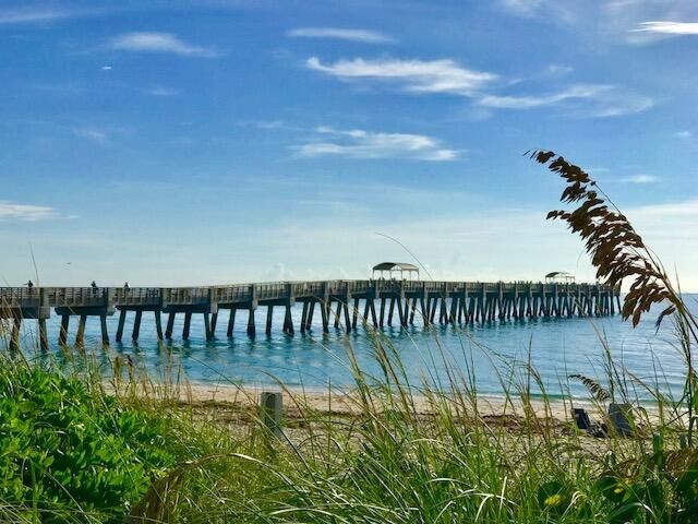 For Sale: $845,000 (2 beds, 2 baths, 1774 Square Feet)