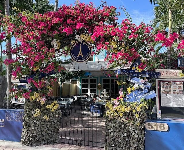 For Sale: $845,000 (2 beds, 2 baths, 1774 Square Feet)