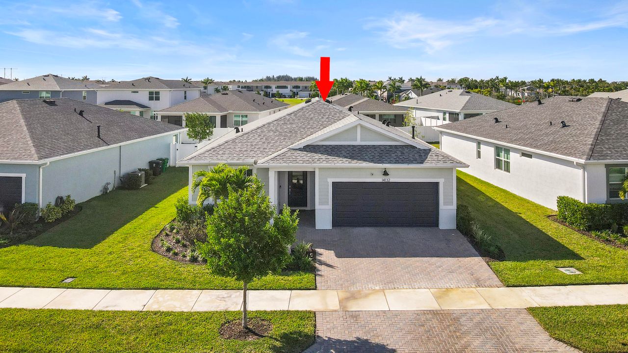 En Venta: $439,900 (3 camas, 2 baños, 1894 Pies cuadrados)