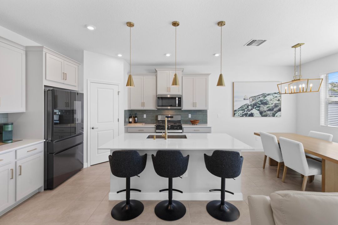 En Venta: $439,900 (3 camas, 2 baños, 1894 Pies cuadrados)