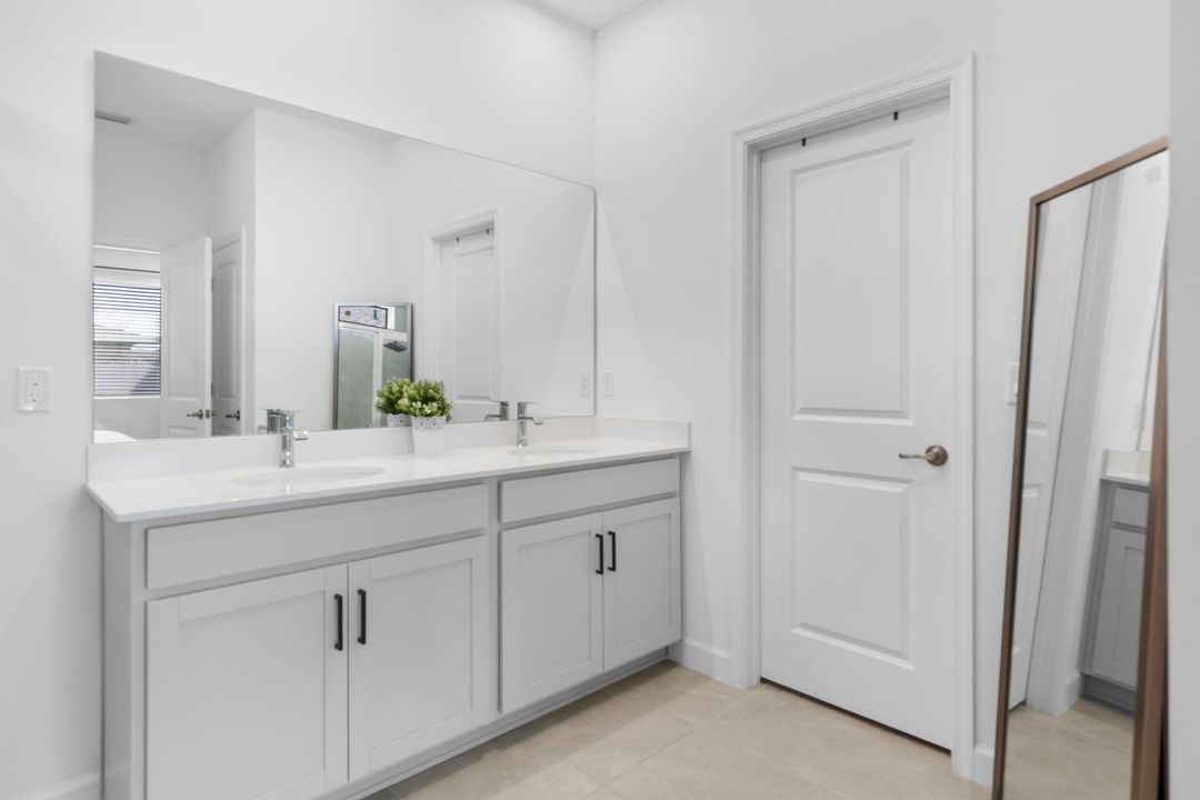 En Venta: $439,900 (3 camas, 2 baños, 1894 Pies cuadrados)