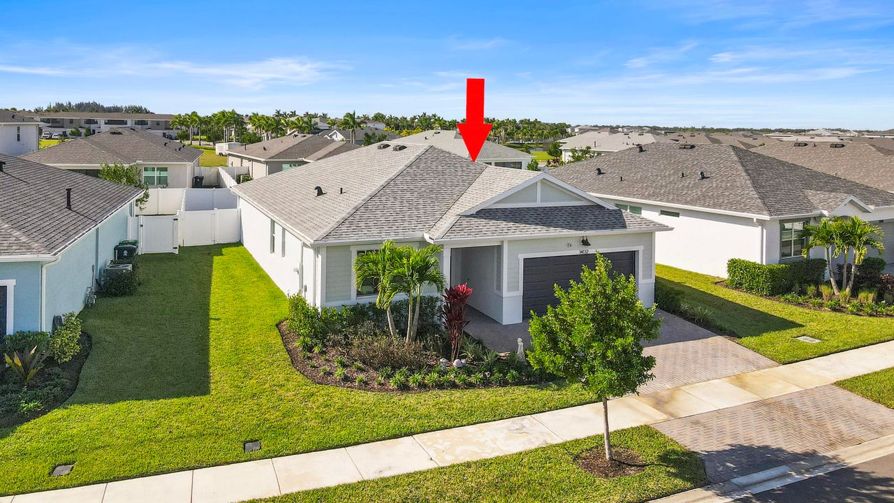 En Venta: $439,900 (3 camas, 2 baños, 1894 Pies cuadrados)