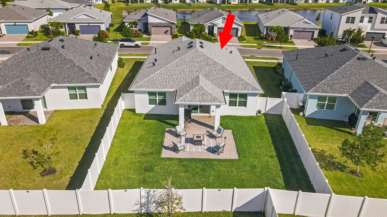 En Venta: $439,900 (3 camas, 2 baños, 1894 Pies cuadrados)