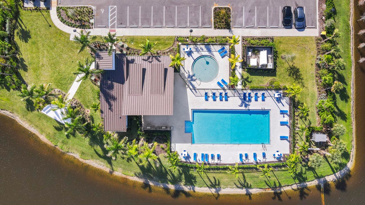 En Venta: $439,900 (3 camas, 2 baños, 1894 Pies cuadrados)