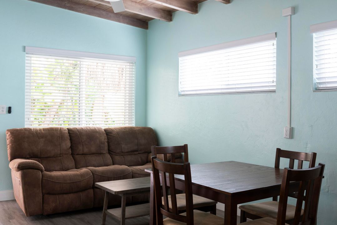 En Venta: $950,000 (2 camas, 2 baños, 896 Pies cuadrados)