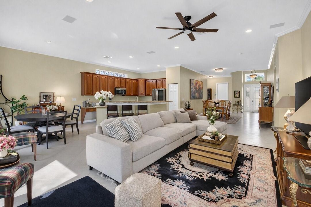 For Sale: $850,000 (4 beds, 2 baths, 2238 Square Feet)