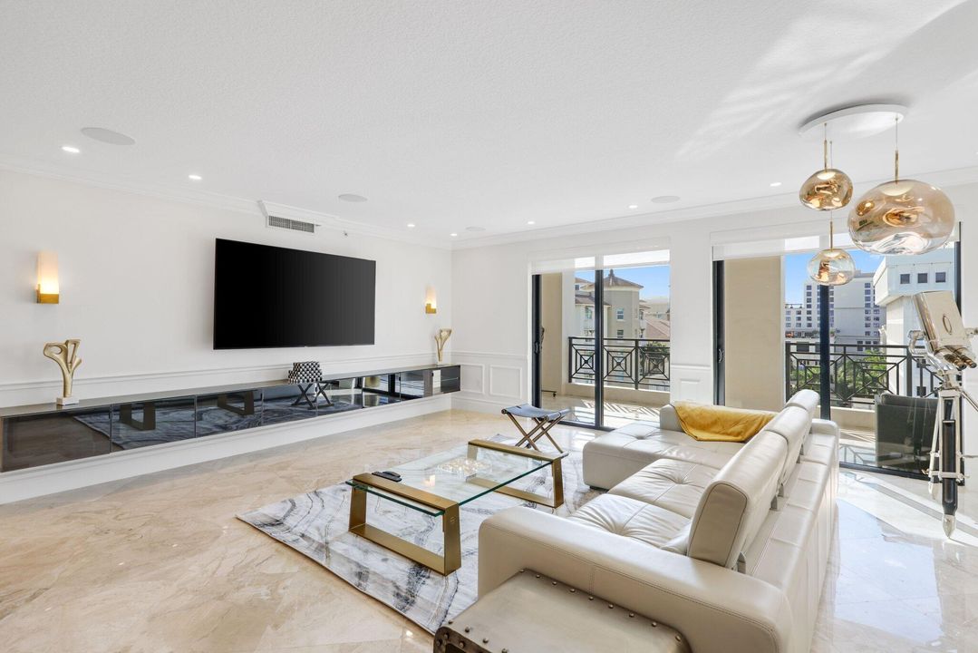 For Rent: $11,000 (2 beds, 2 baths, 2268 Square Feet)