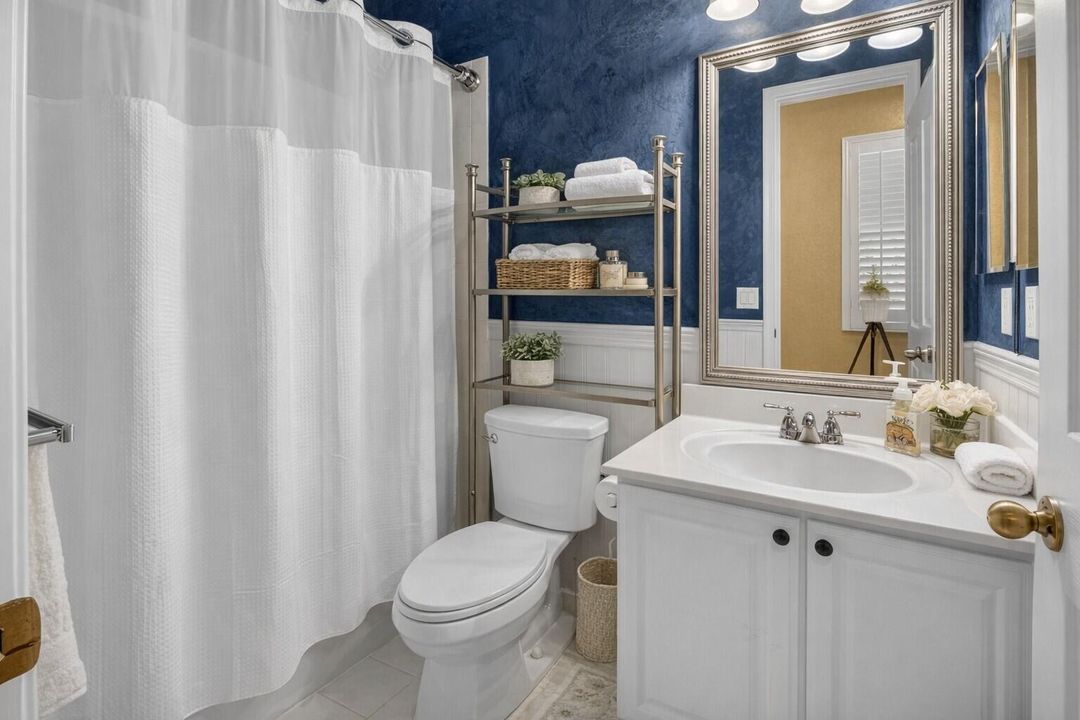 For Sale: $850,000 (4 beds, 2 baths, 2238 Square Feet)