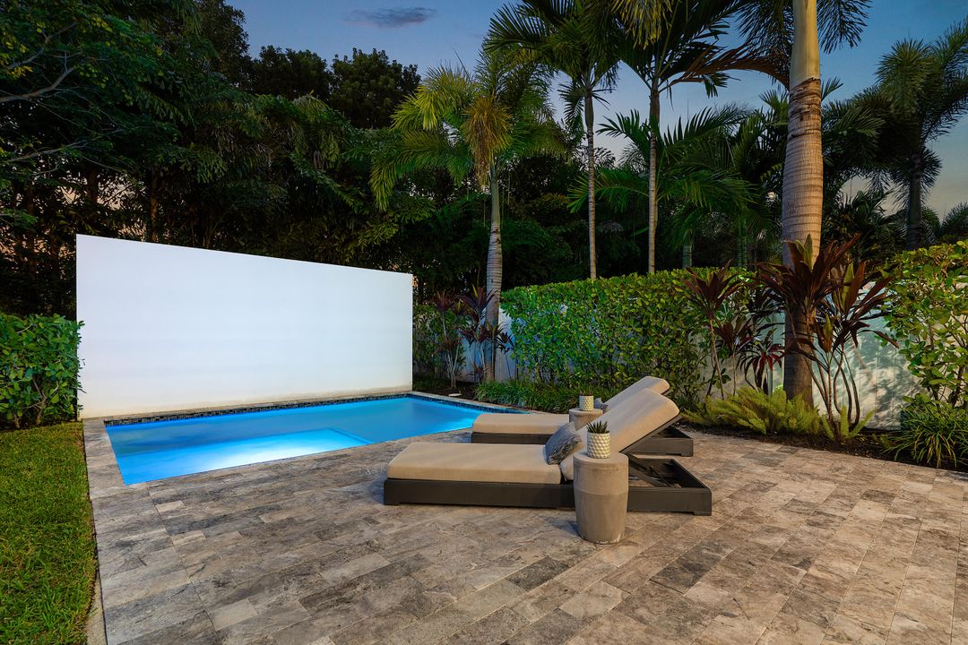 На продажу: $2,895,000 (3 спален, 3 ванн, 3106 Квадратных фут)