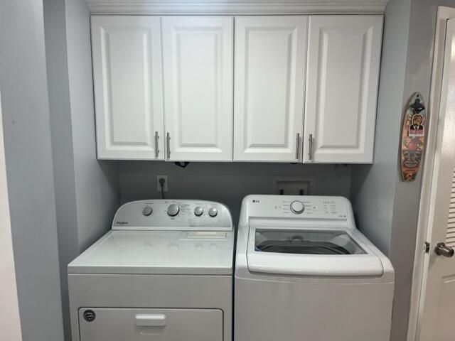 For Rent: $8,750 (2 beds, 2 baths, 1395 Square Feet)